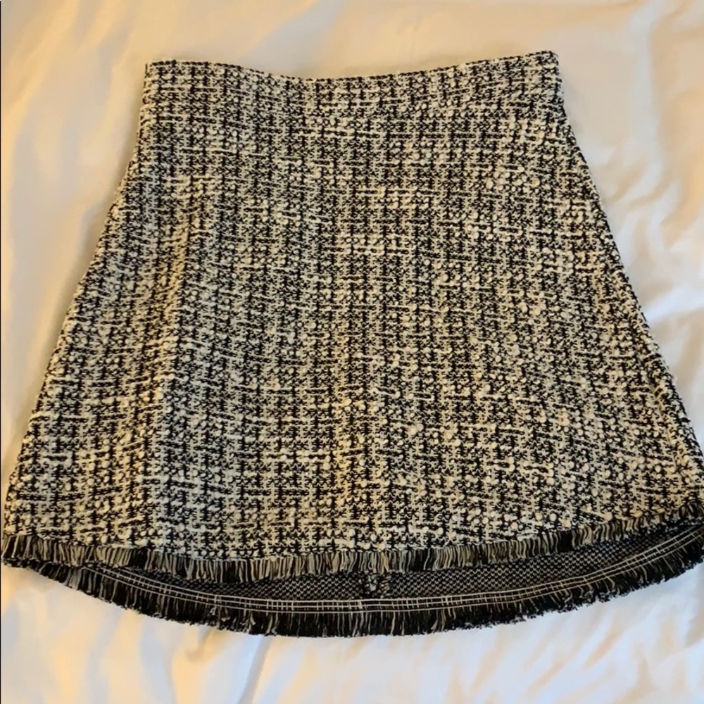 Tweed skirt